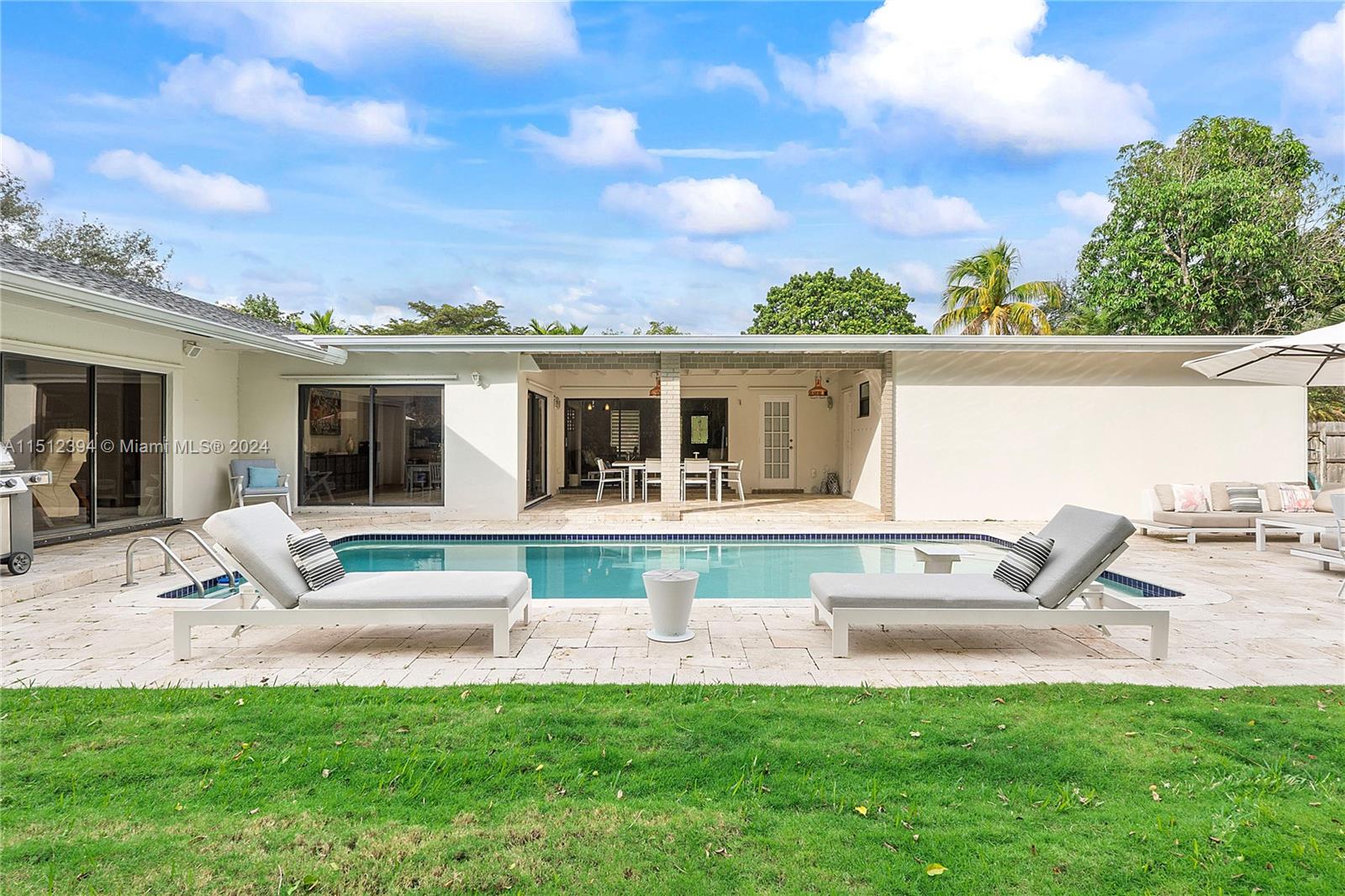 LEIGH ESTS - Residential
