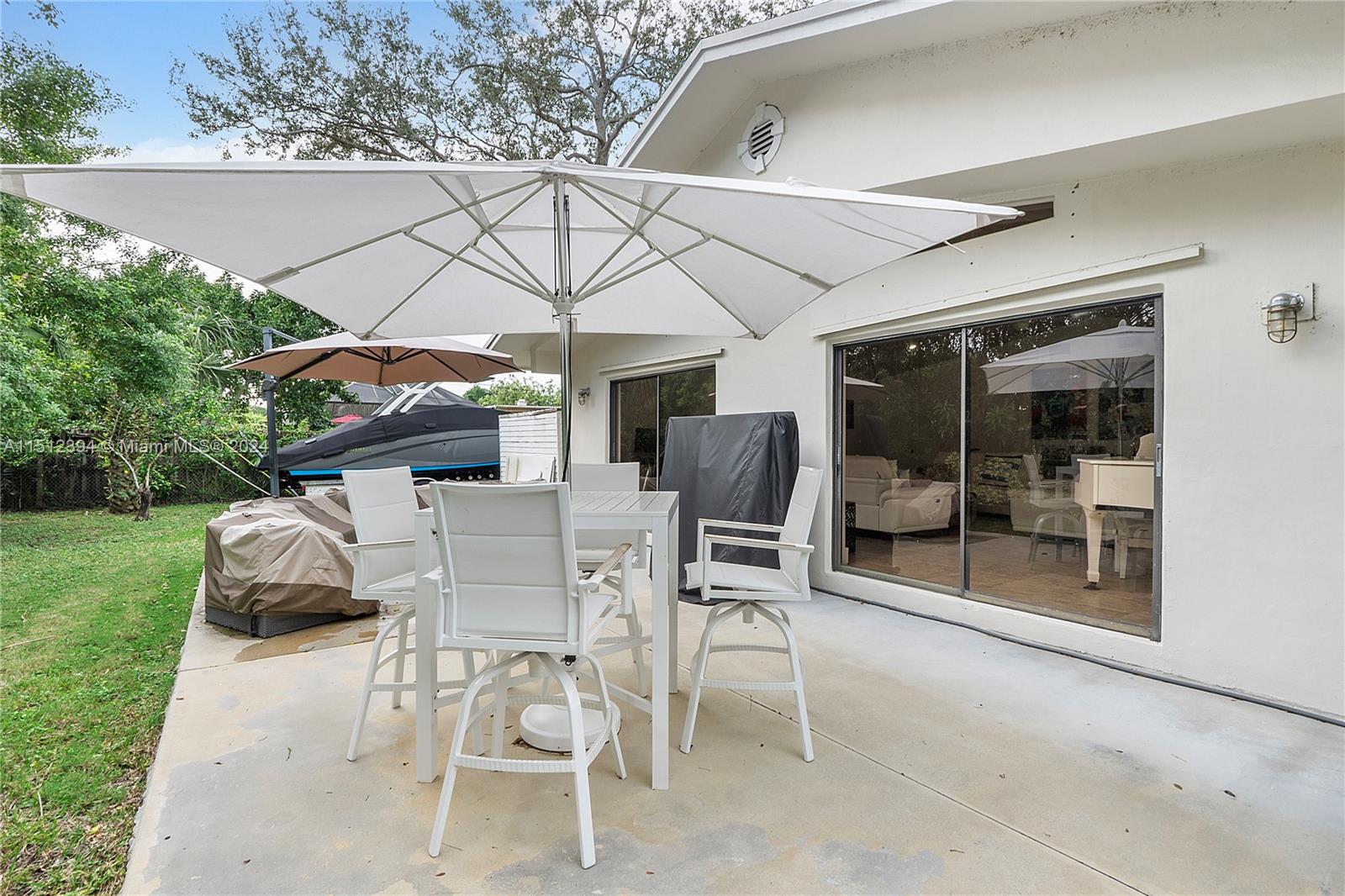 LEIGH ESTS - Residential