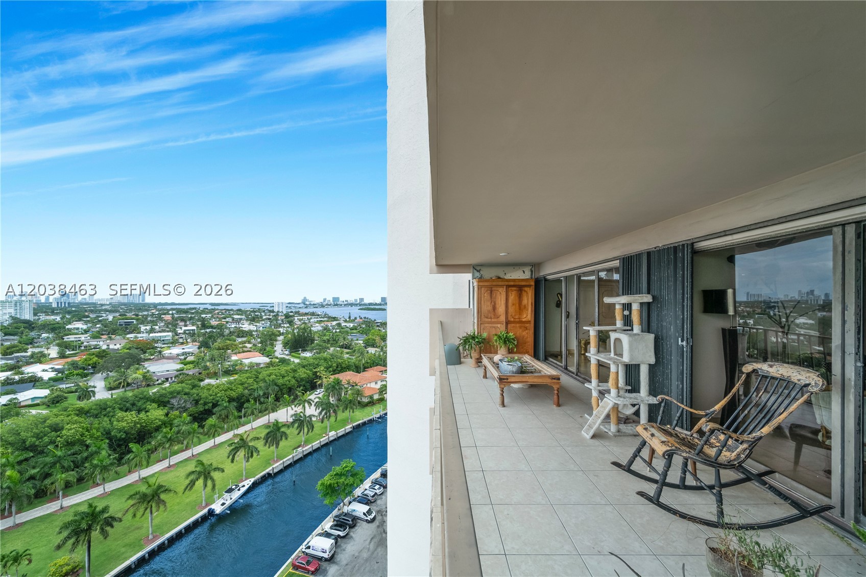 CRICKET CLUB CONDO - Residential