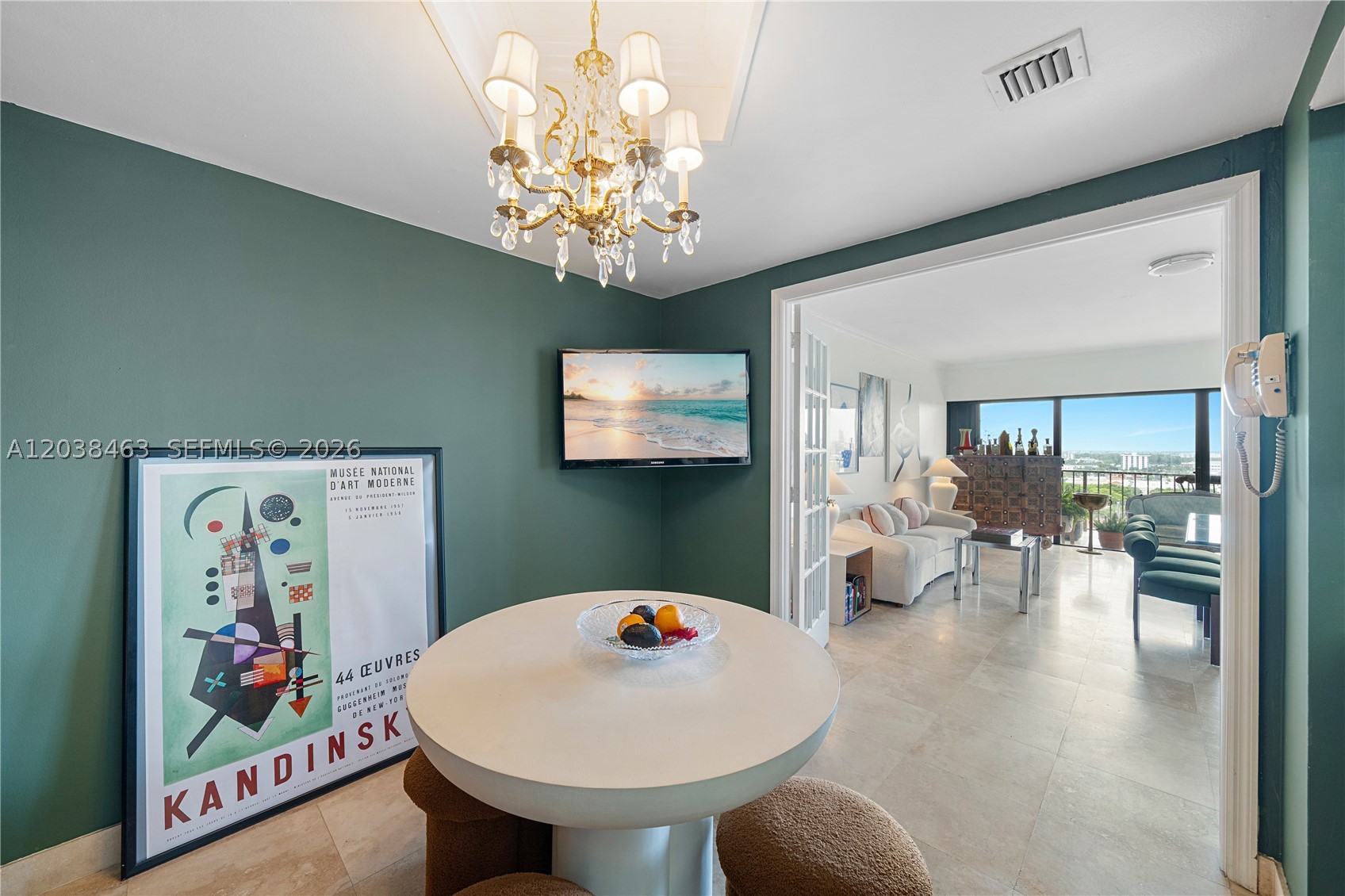 CRICKET CLUB CONDO - Residential