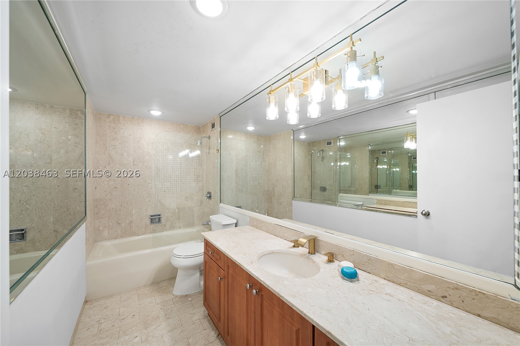 CRICKET CLUB CONDO - Residential