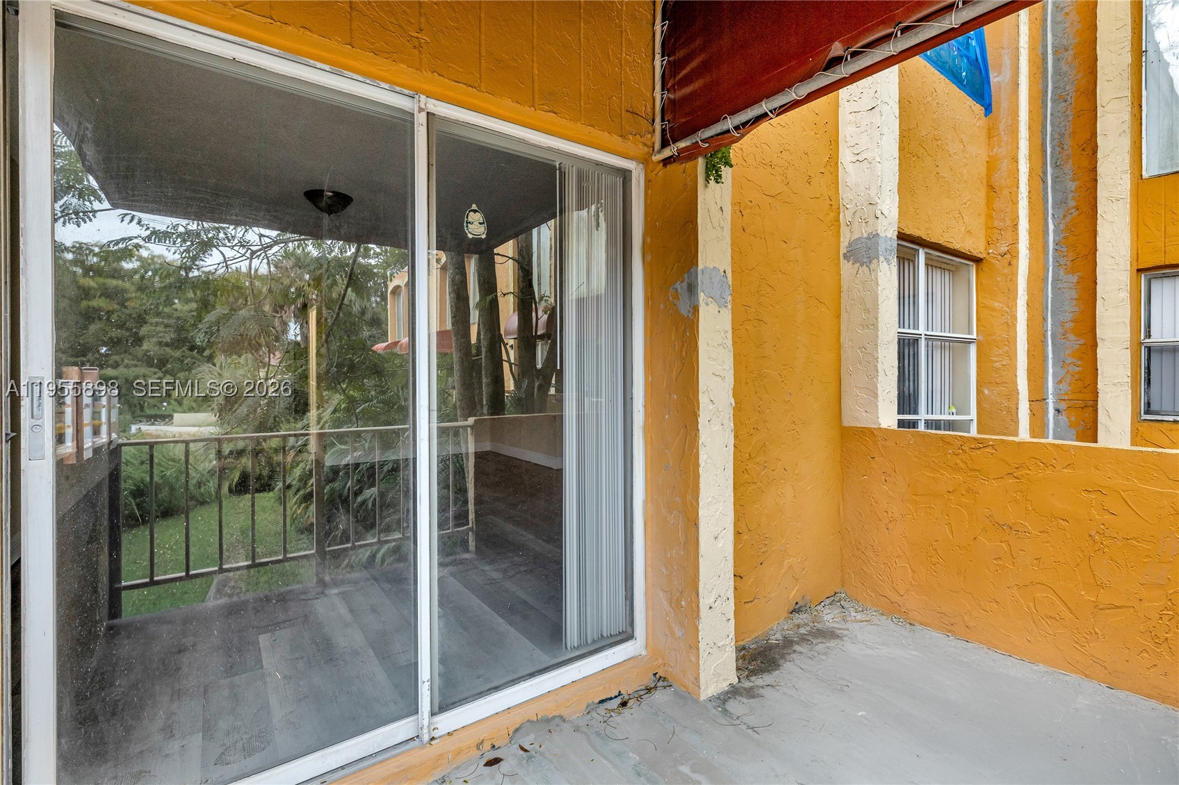 VENETIAN GARDENS AT COUNT - Residential