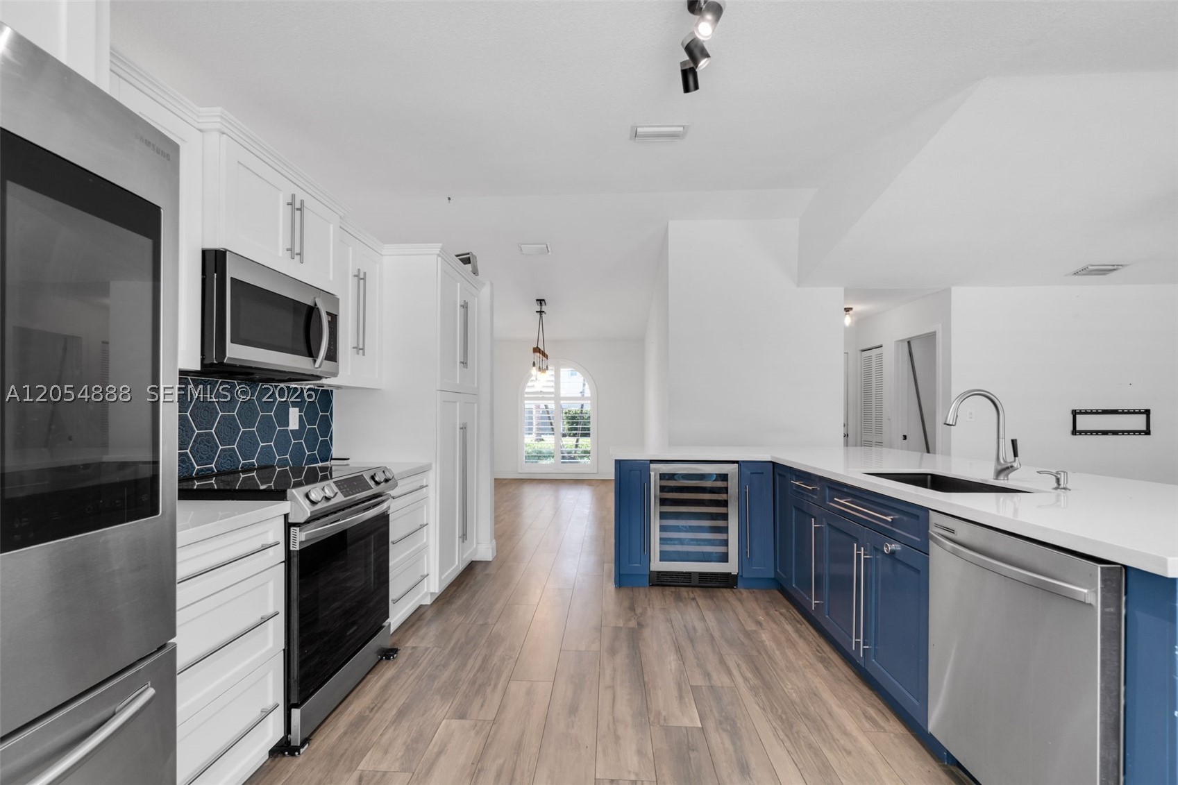 CHRISTINA ESTATES - Residential