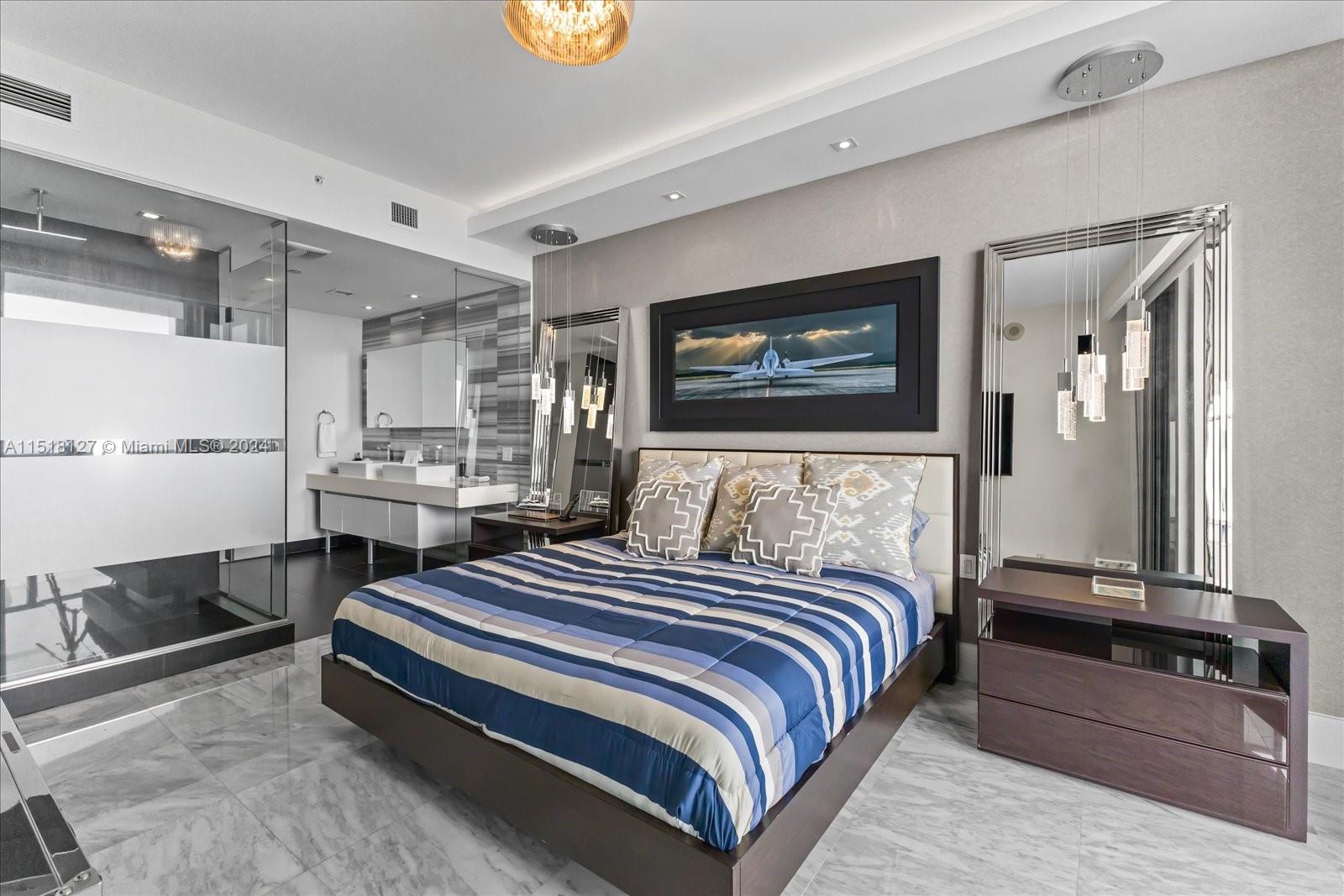MARQUIS CONDO - Residential