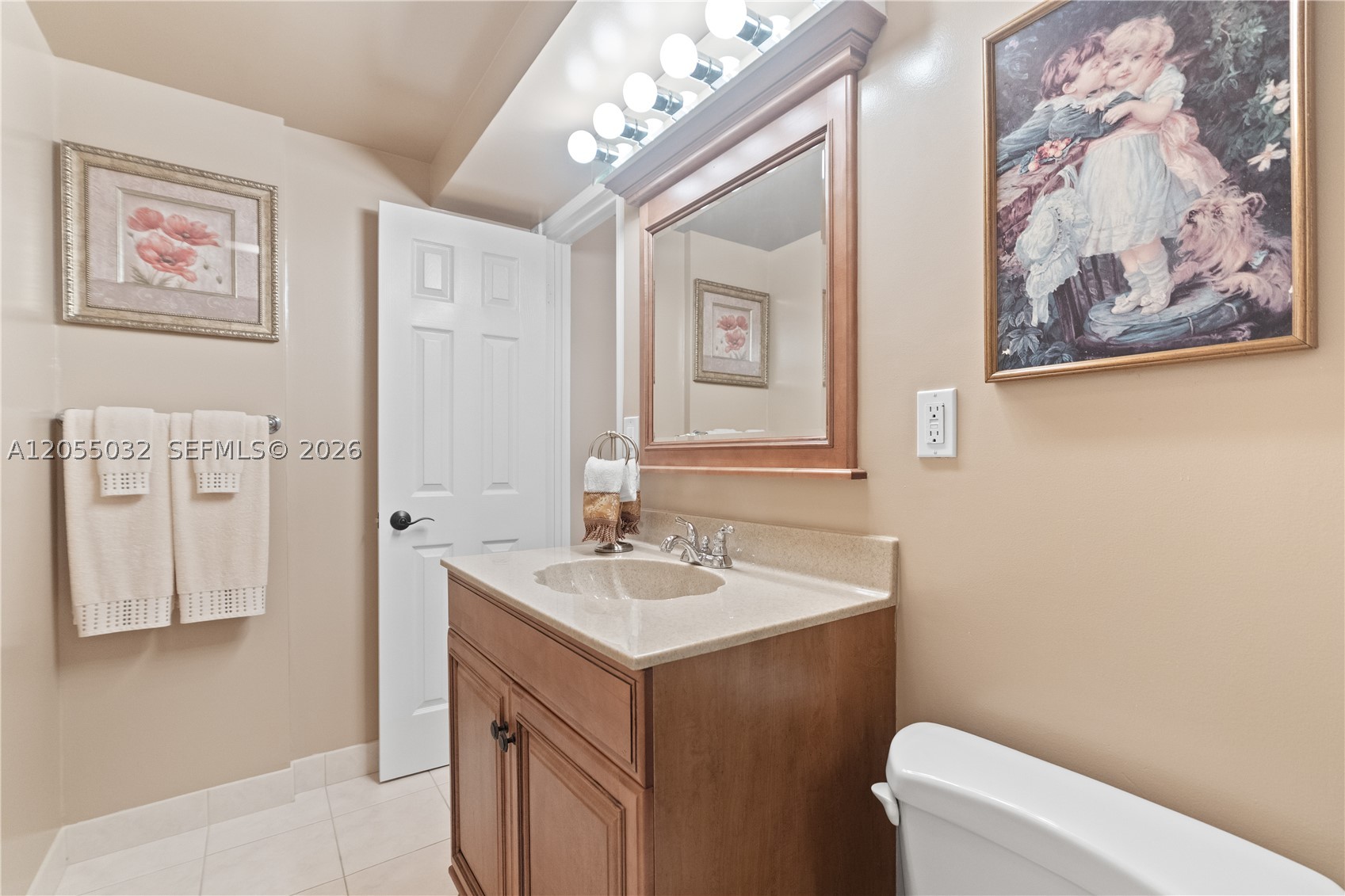 ALLINGTON TOWERS CONDO - Residential