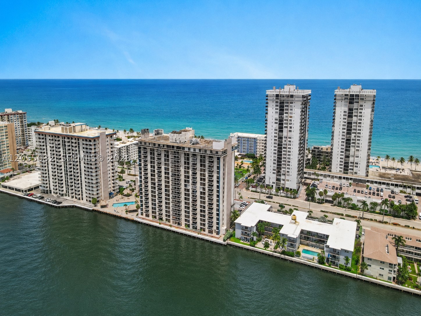 ALLINGTON TOWERS CONDO - Residential
