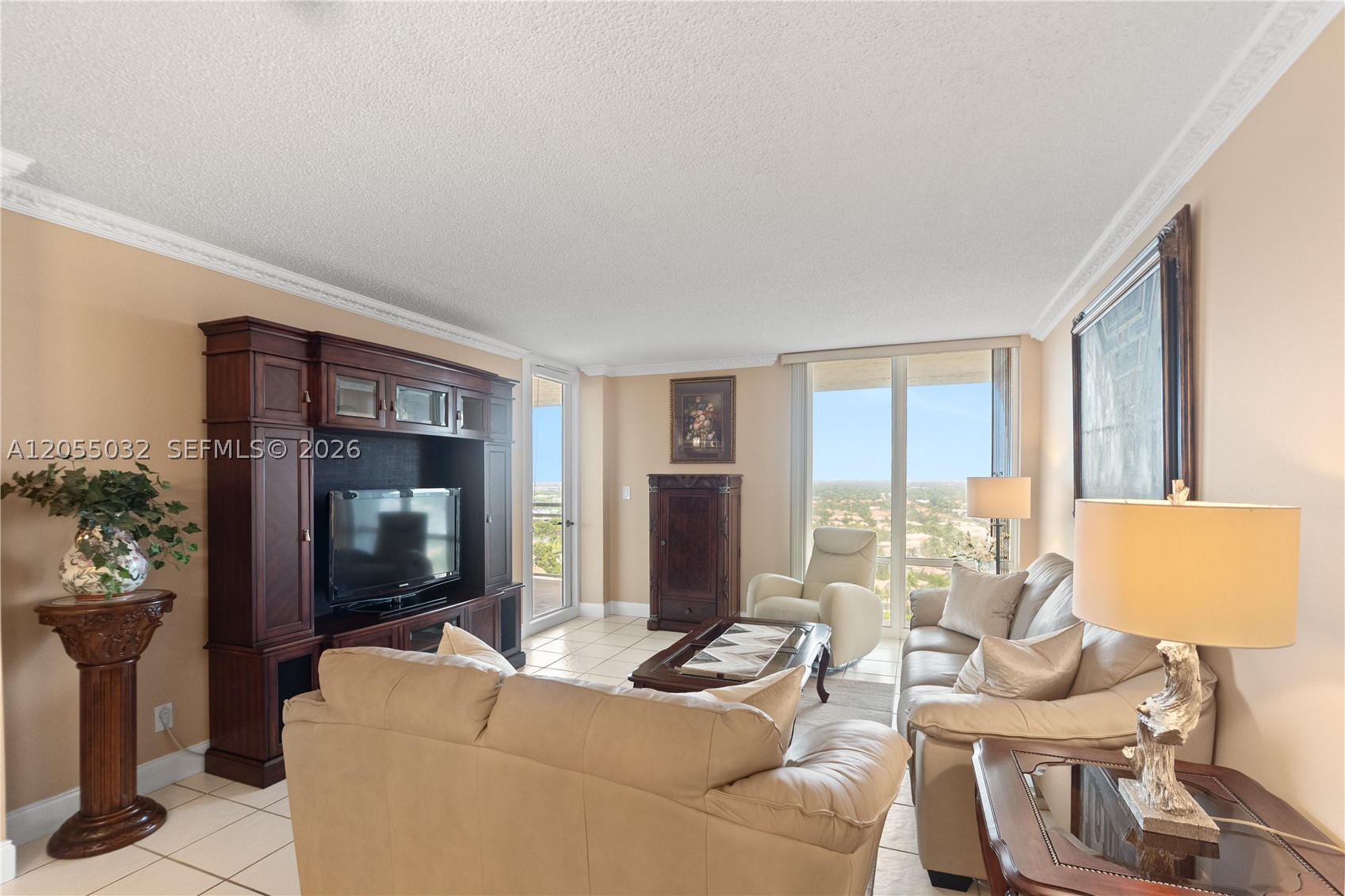 ALLINGTON TOWERS CONDO - Residential