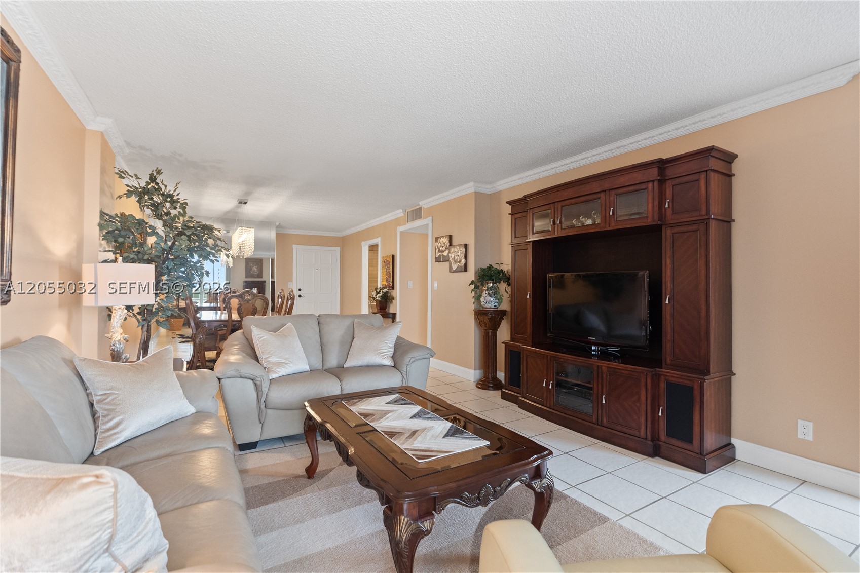 ALLINGTON TOWERS CONDO - Residential
