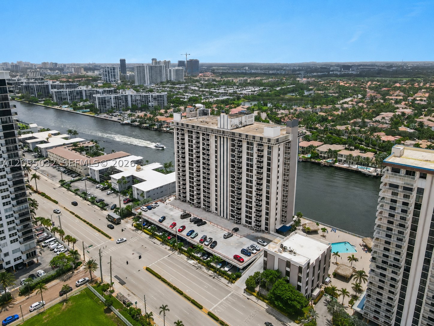 ALLINGTON TOWERS CONDO - Residential