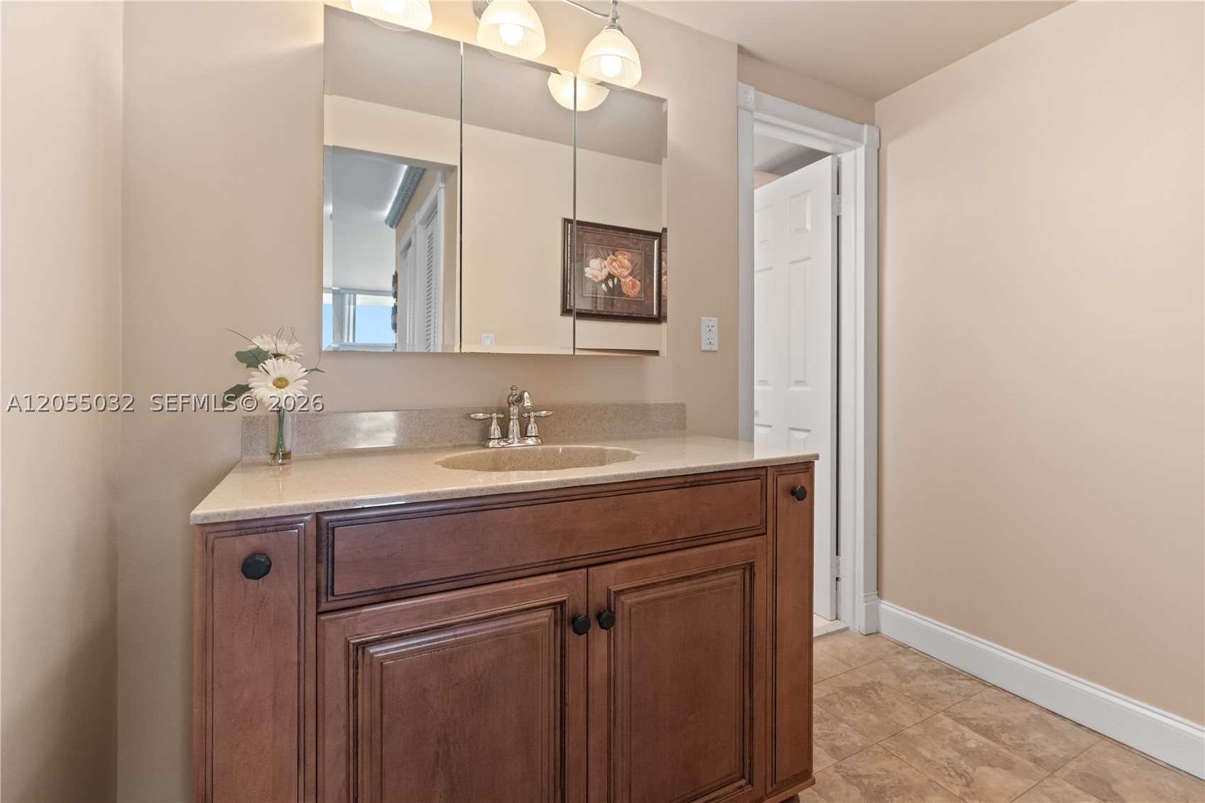 ALLINGTON TOWERS CONDO - Residential