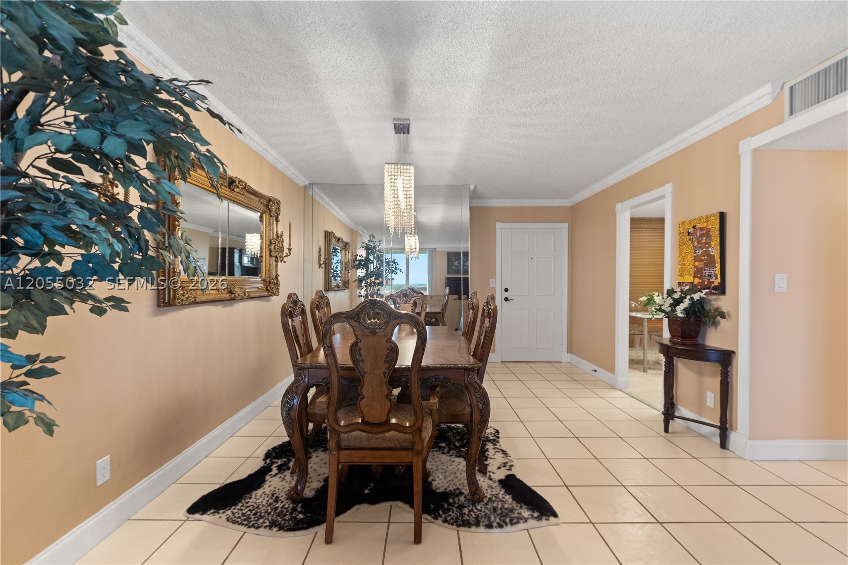 ALLINGTON TOWERS CONDO - Residential