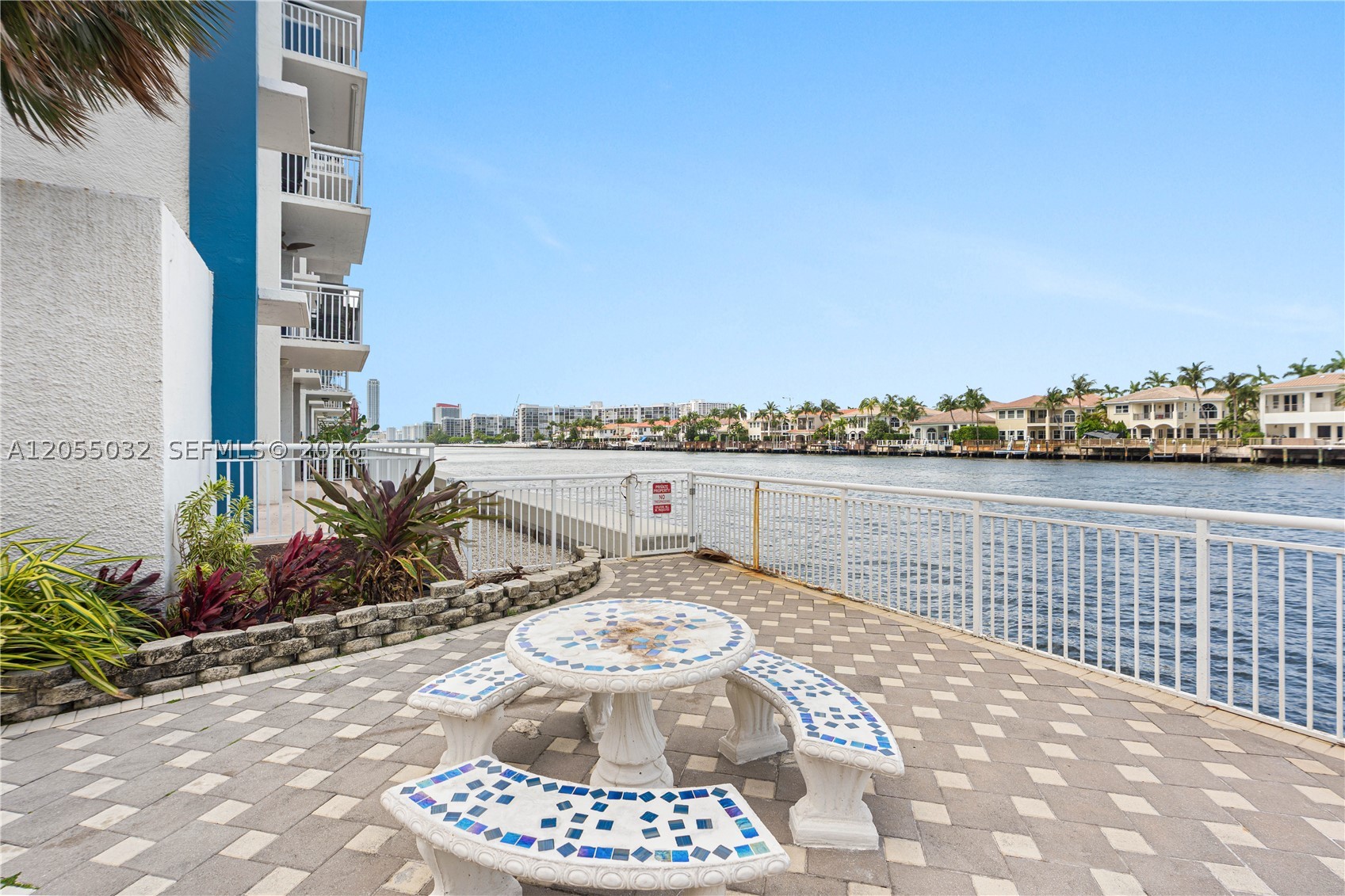 ALLINGTON TOWERS CONDO - Residential