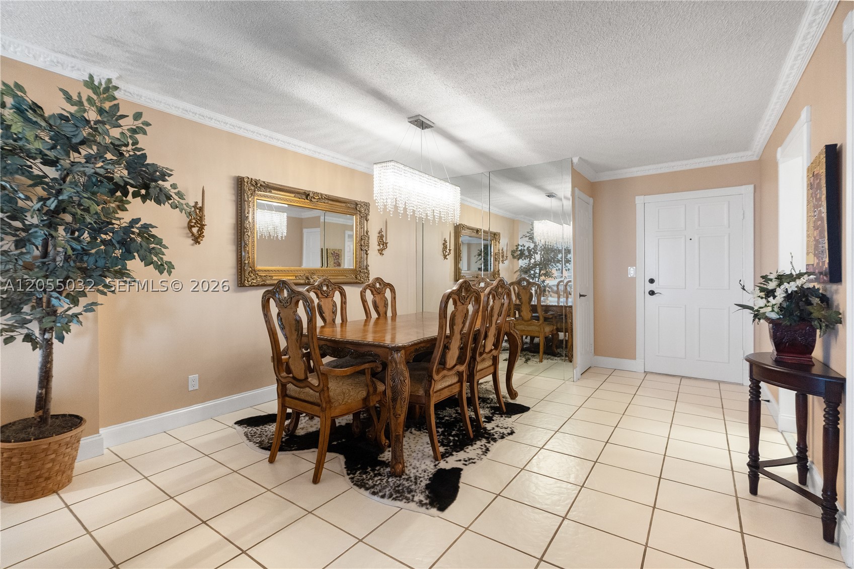 ALLINGTON TOWERS CONDO - Residential