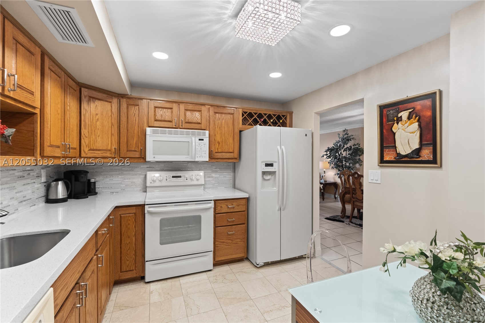 ALLINGTON TOWERS CONDO - Residential