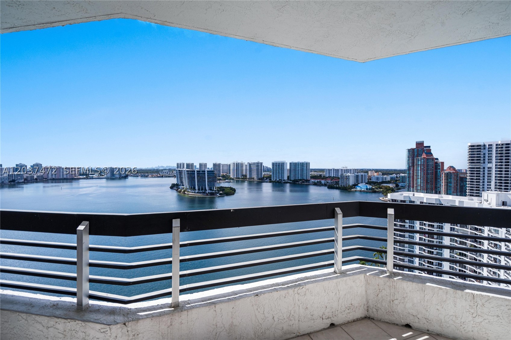 MYSTIC POINTE CONDO NO TH - Residential Lease