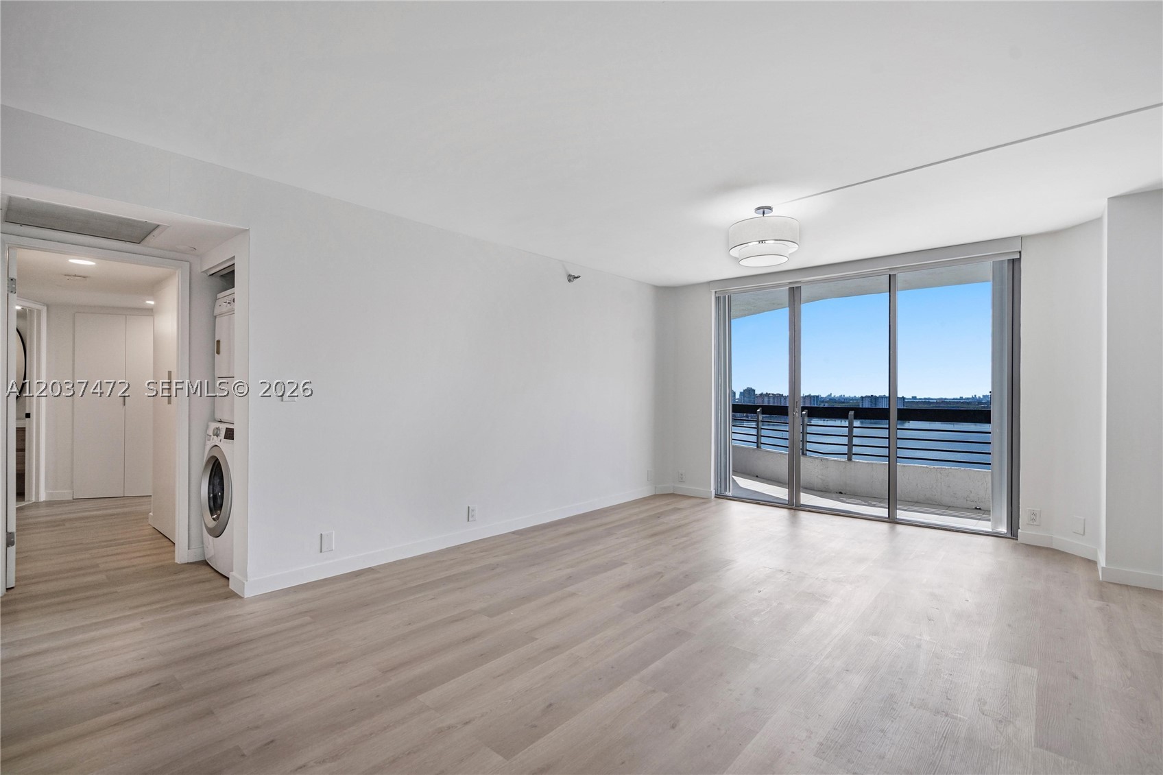 MYSTIC POINTE CONDO NO TH - Residential Lease