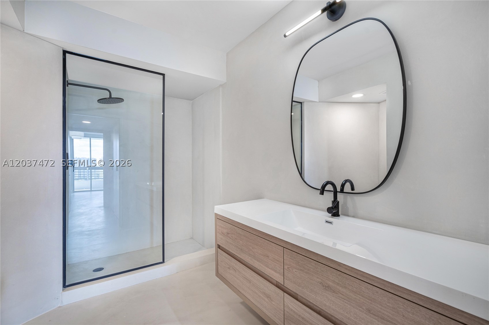 MYSTIC POINTE CONDO NO TH - Residential Lease