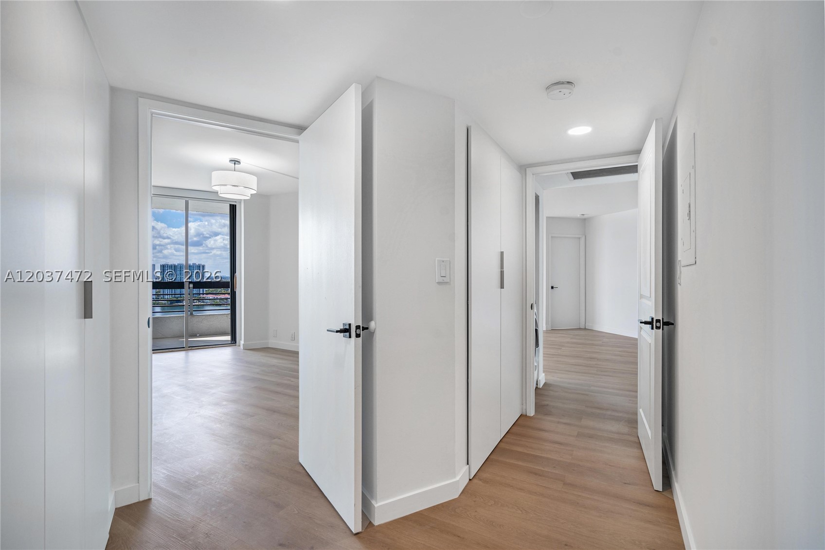 MYSTIC POINTE CONDO NO TH - Residential Lease
