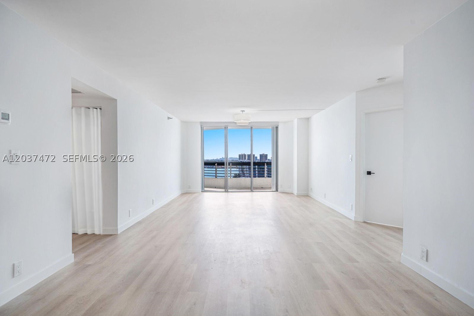 MYSTIC POINTE CONDO NO TH - Residential Lease