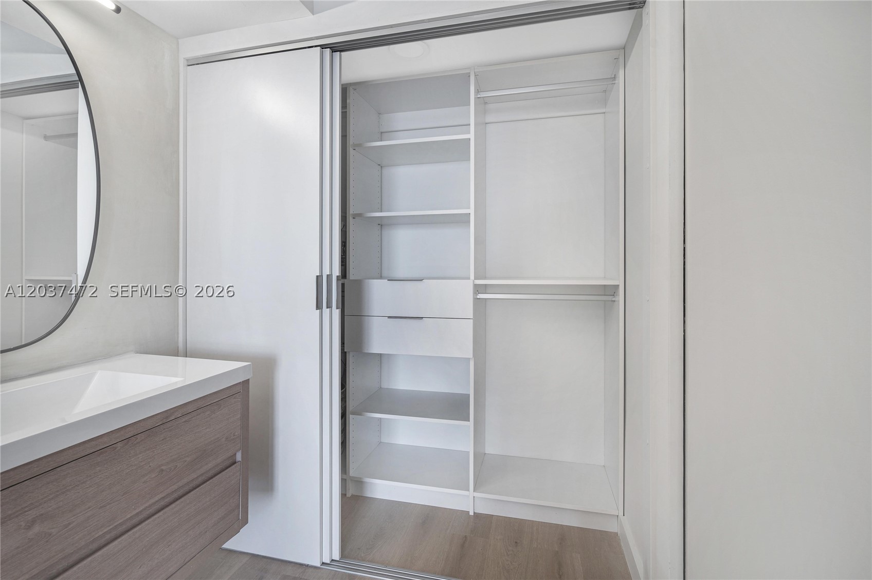 MYSTIC POINTE CONDO NO TH - Residential Lease