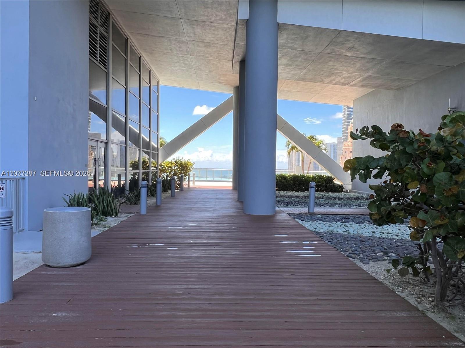 MARINABLUE CONDO - Residential