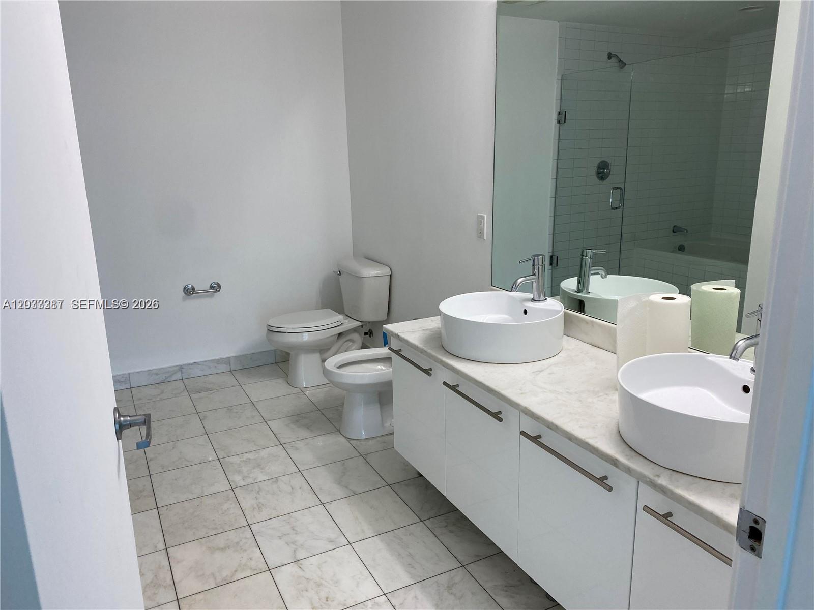MARINABLUE CONDO - Residential