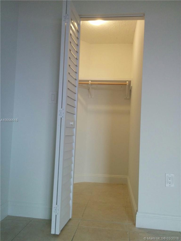 Verabella Falls - Residential Lease