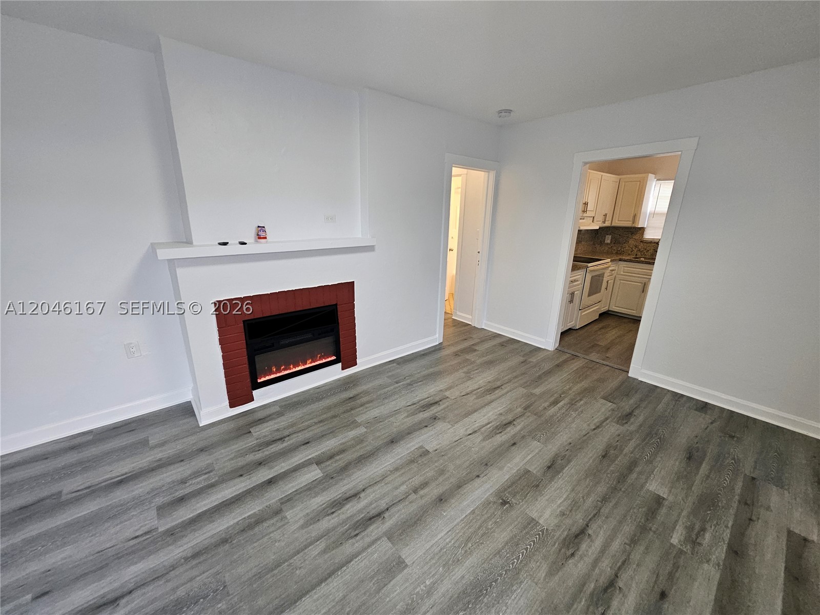 ZILADEN PROPERTIES - Residential Lease