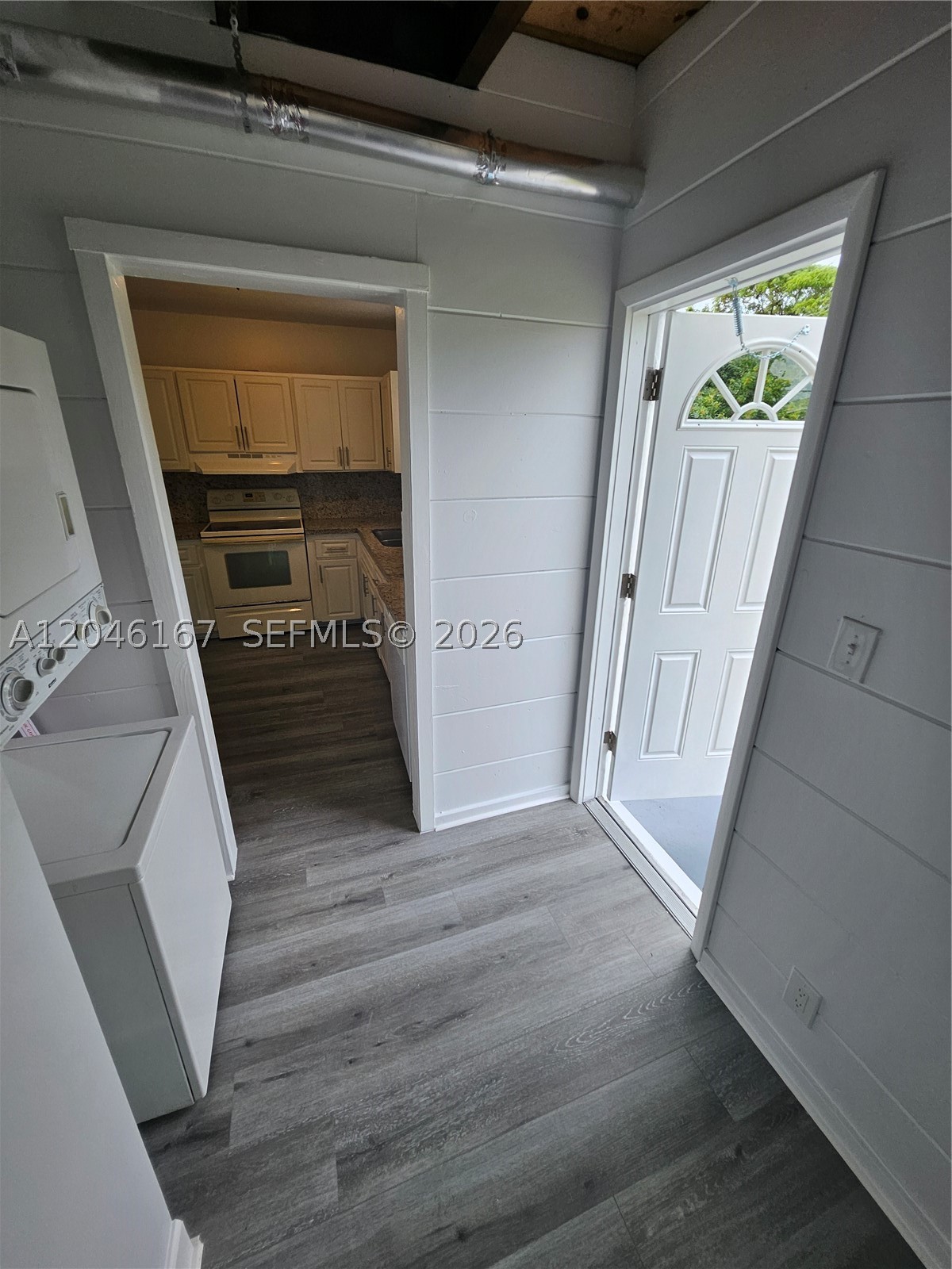 ZILADEN PROPERTIES - Residential Lease