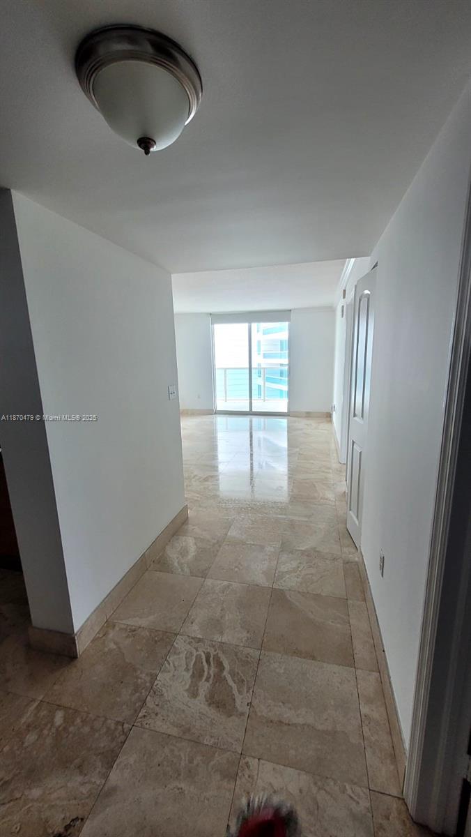 SKYLINE ON BRICKELL CONDO - Residential