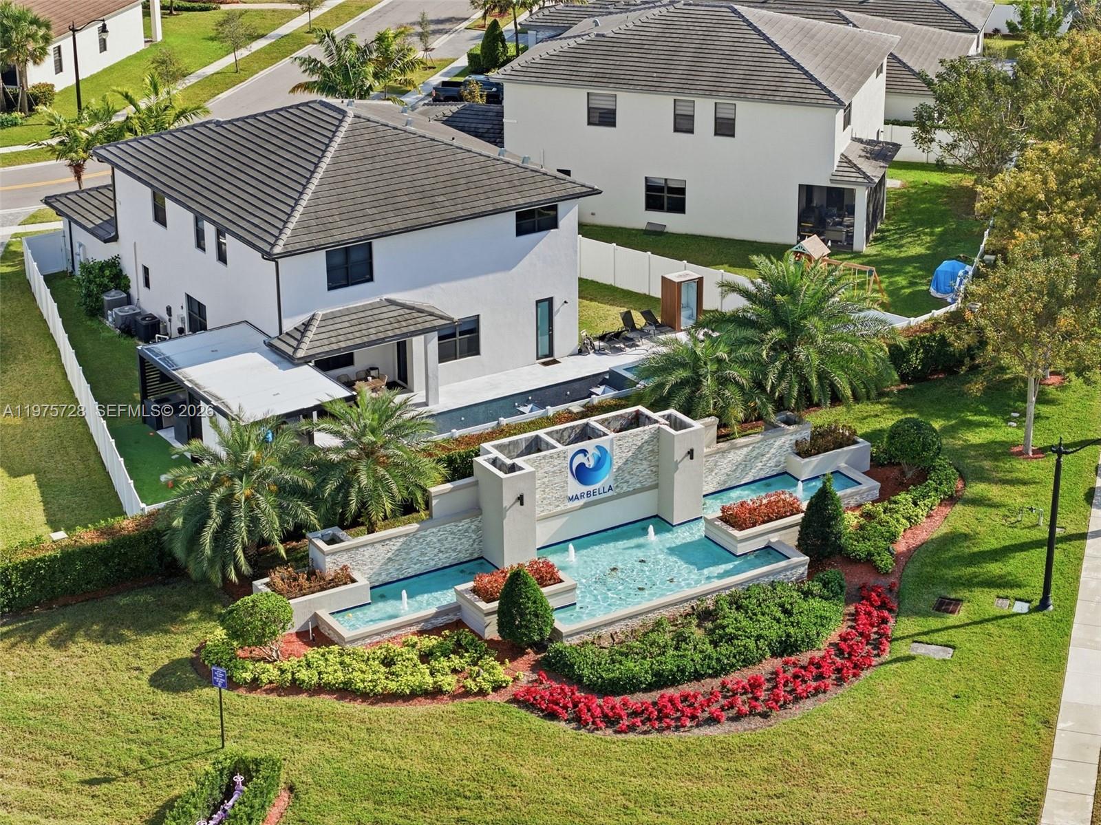 TUSCAN ISLES - Residential