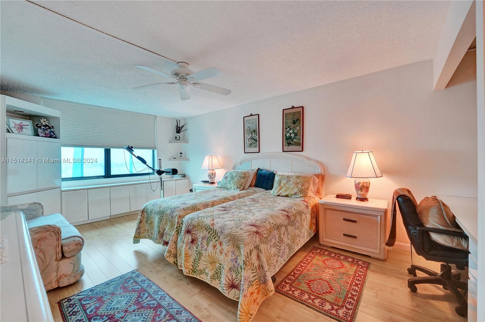 BISCAYNE COVE - Residential