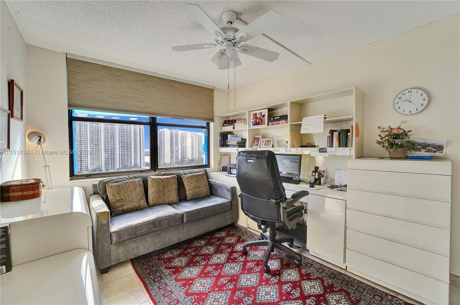 BISCAYNE COVE - Residential