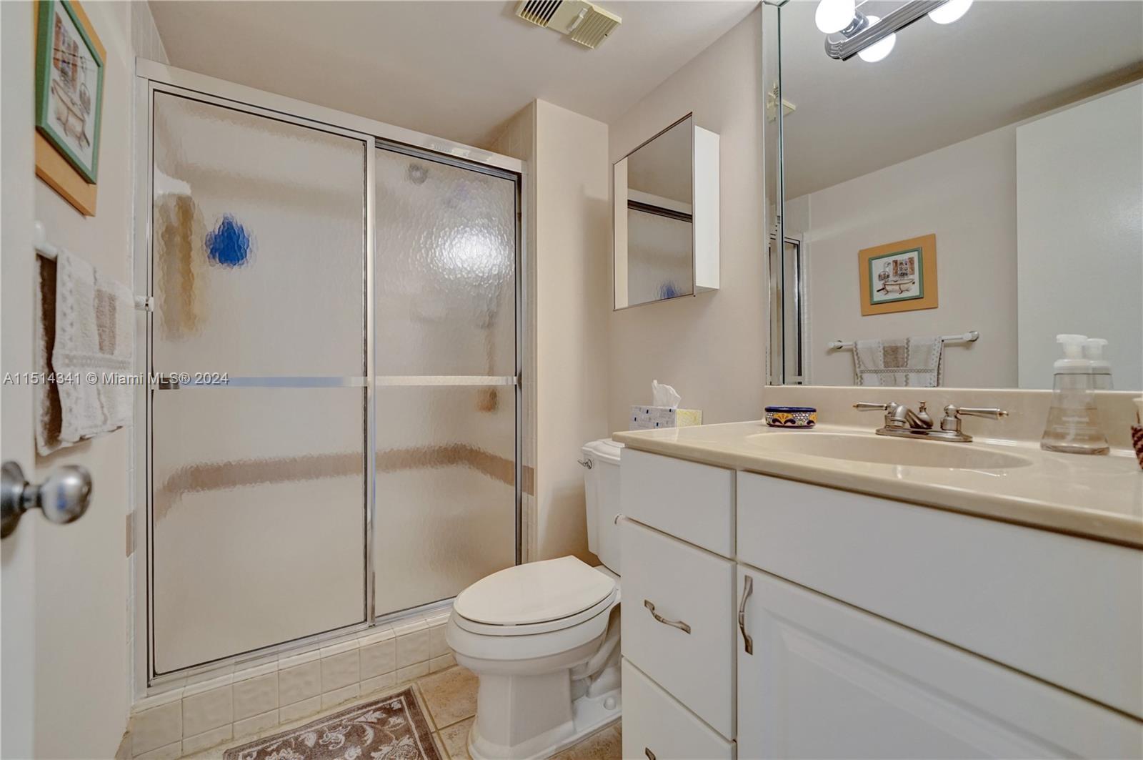 BISCAYNE COVE - Residential