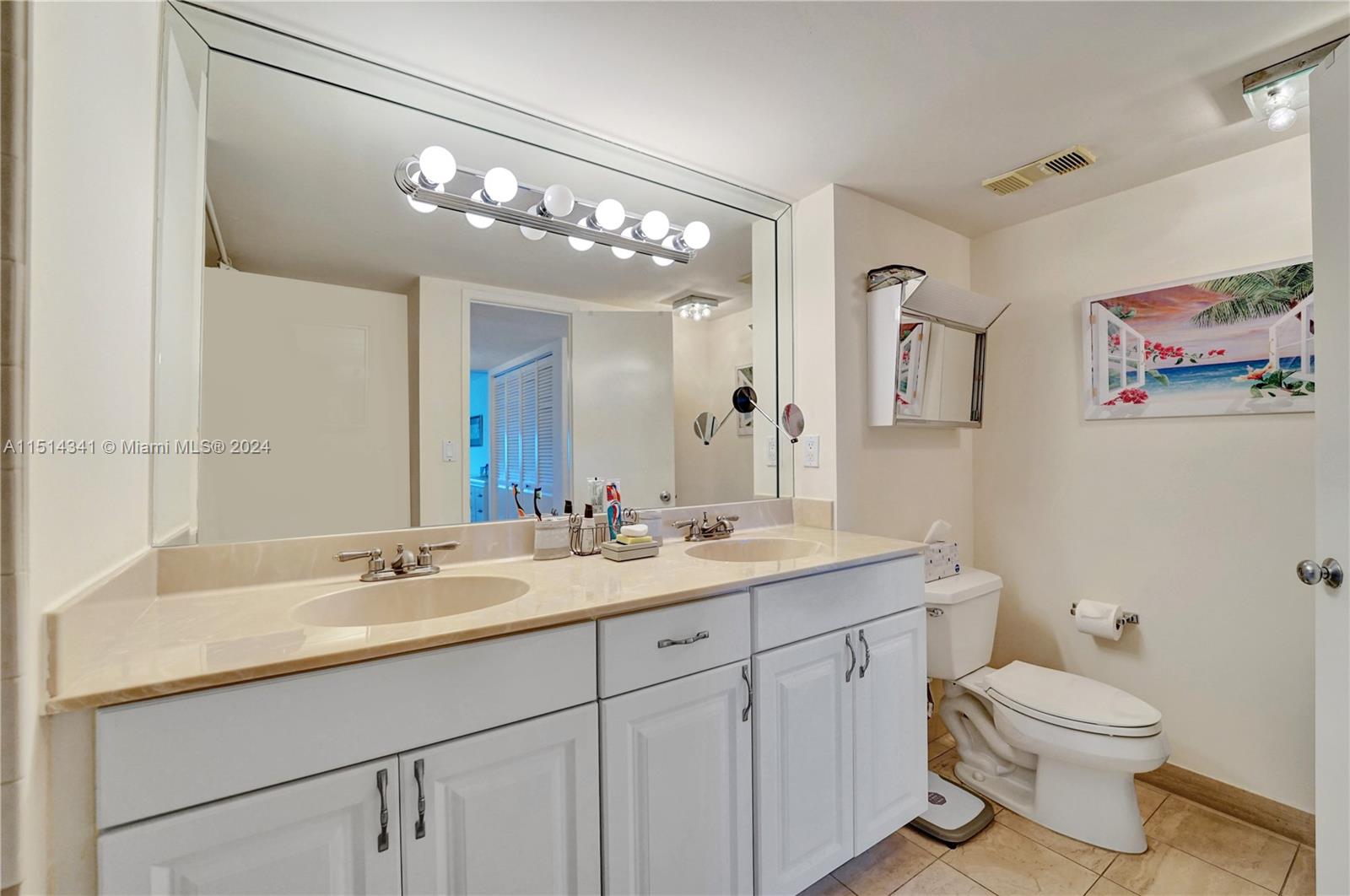 BISCAYNE COVE - Residential