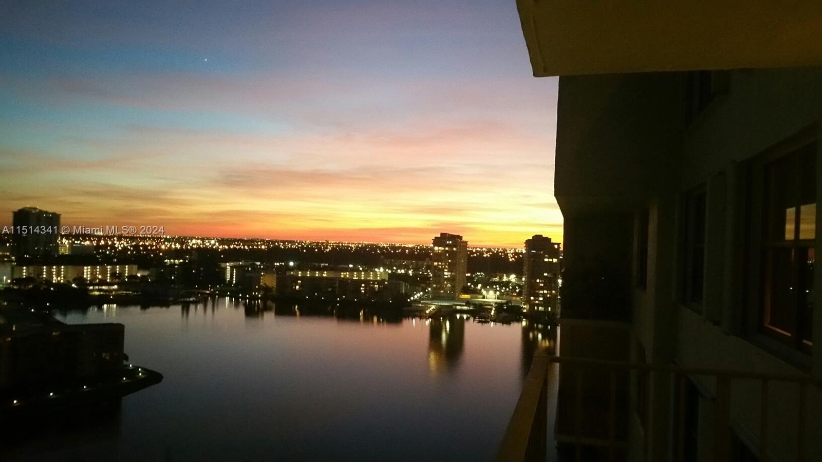 BISCAYNE COVE - Residential
