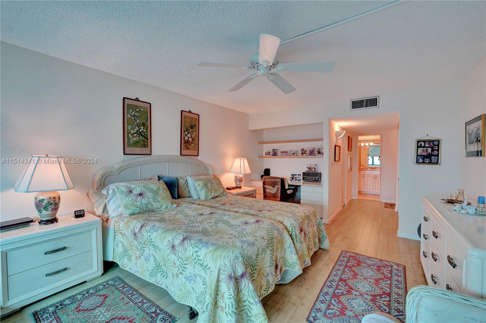 BISCAYNE COVE - Residential