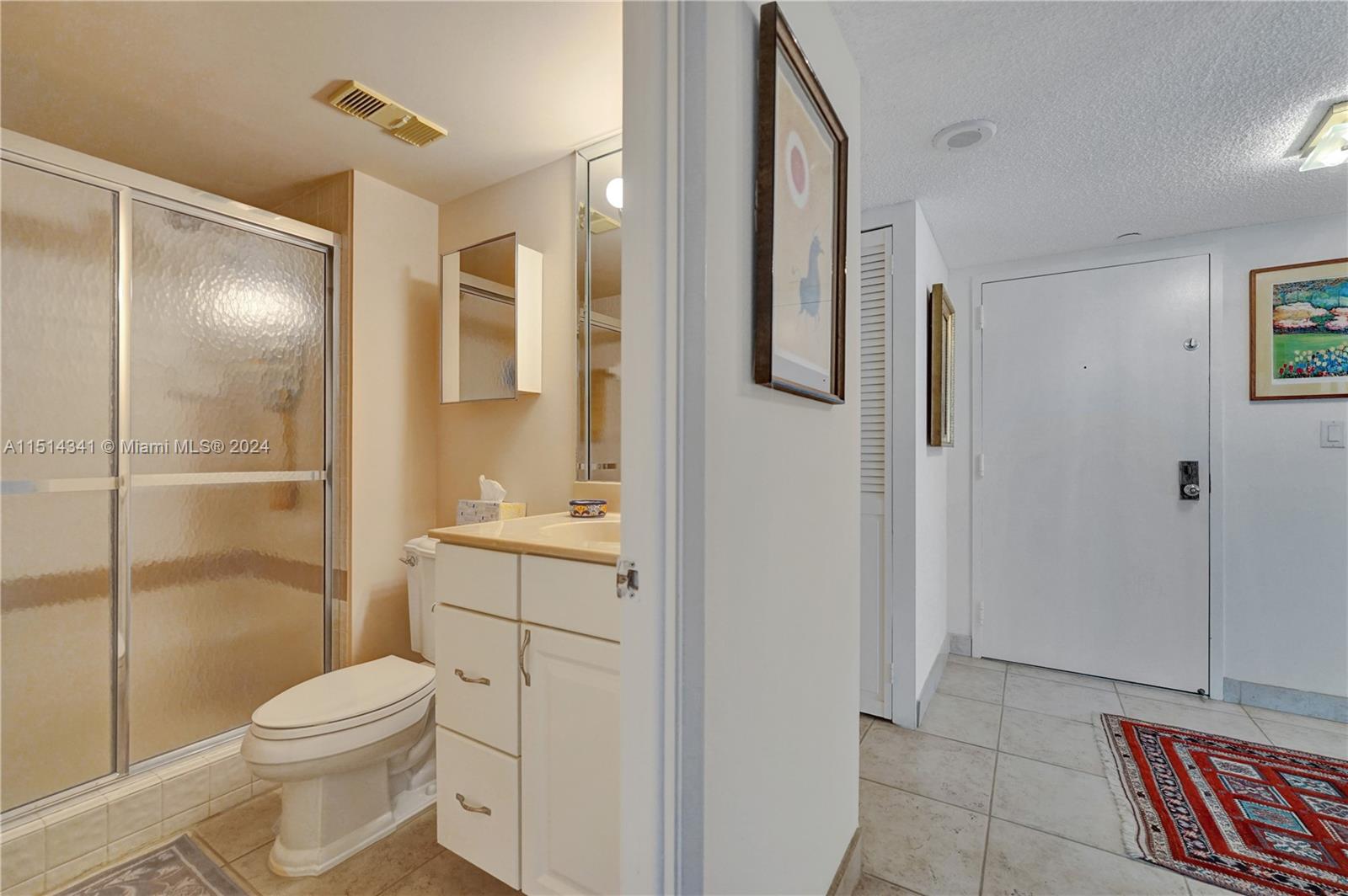 BISCAYNE COVE - Residential