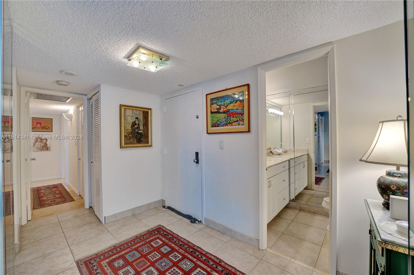 BISCAYNE COVE - Residential