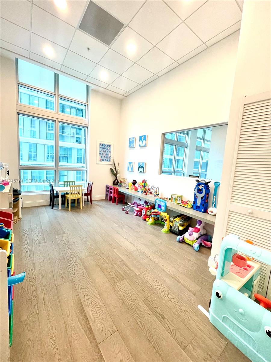 MET 1 - Residential