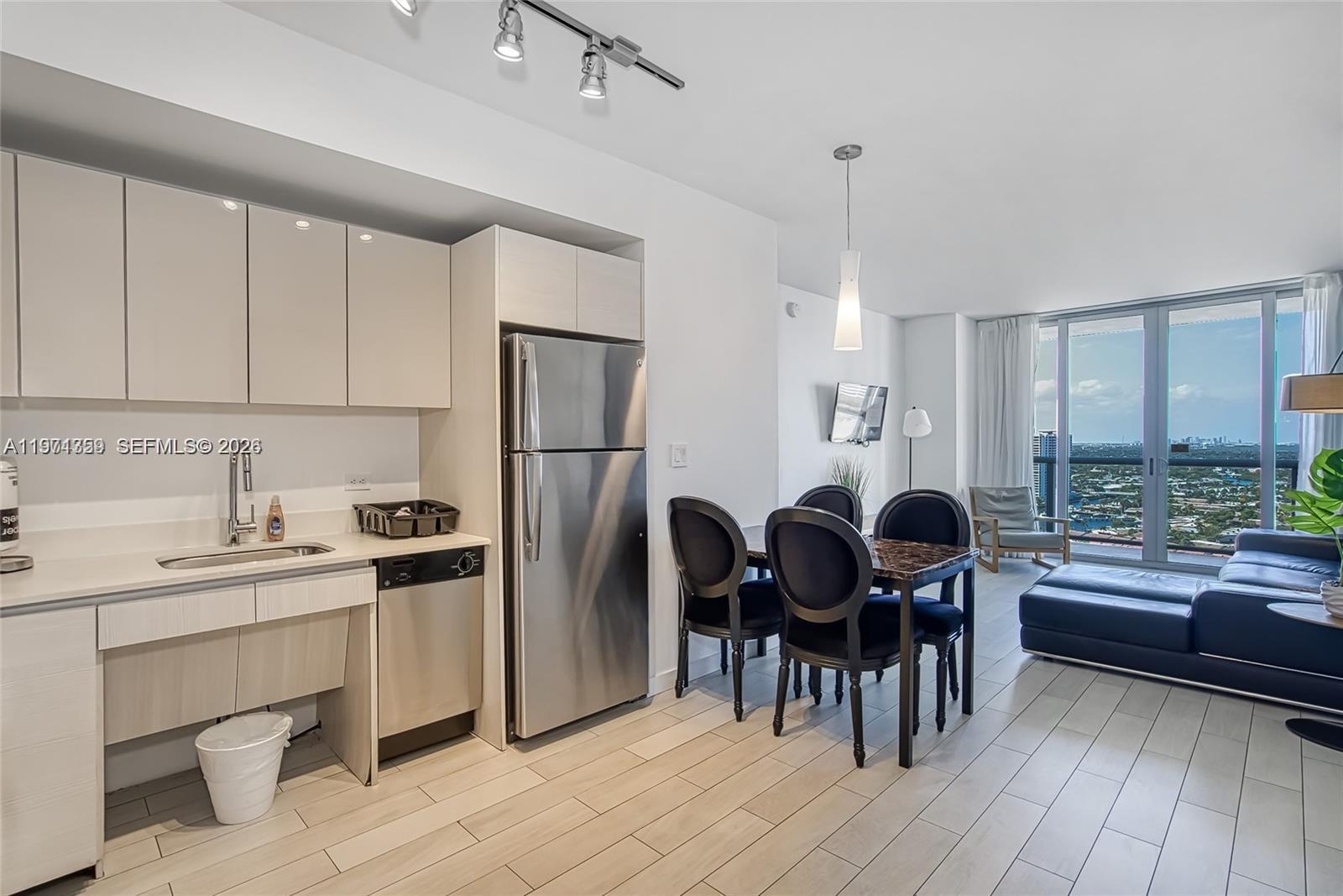BEACHWALK CONDOMINIUM - Residential