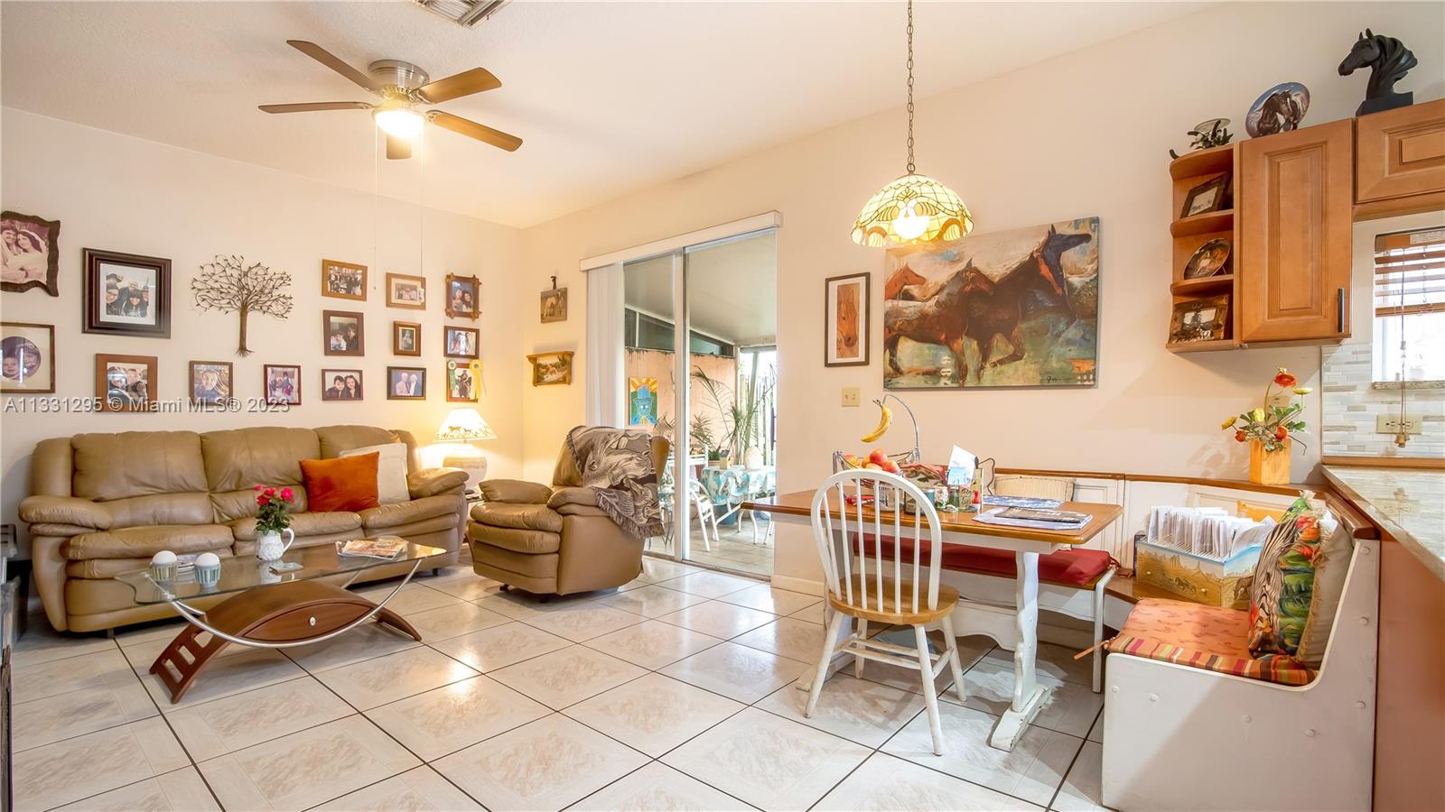 EMBASSY LAKES - Residential