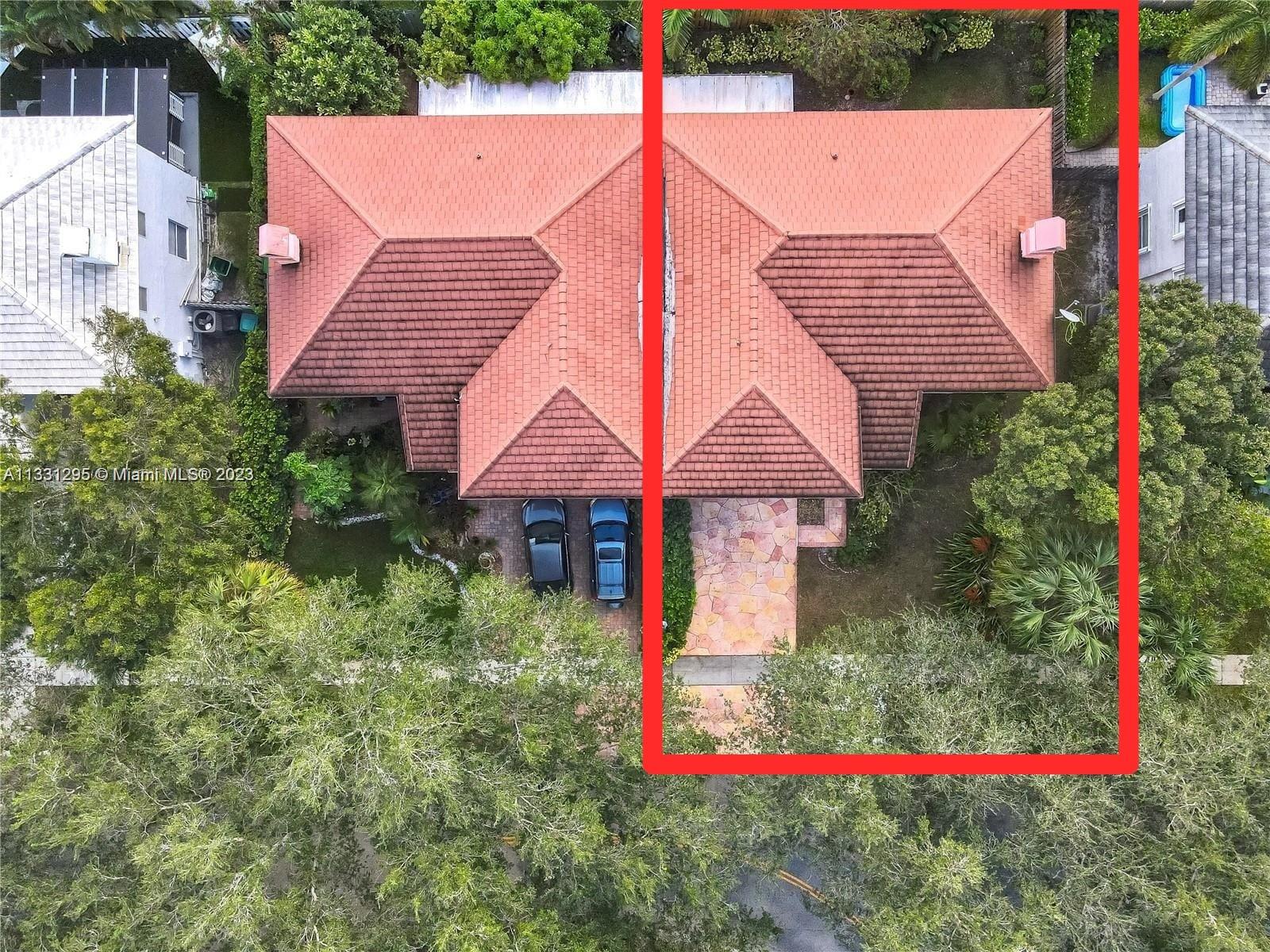 EMBASSY LAKES - Residential