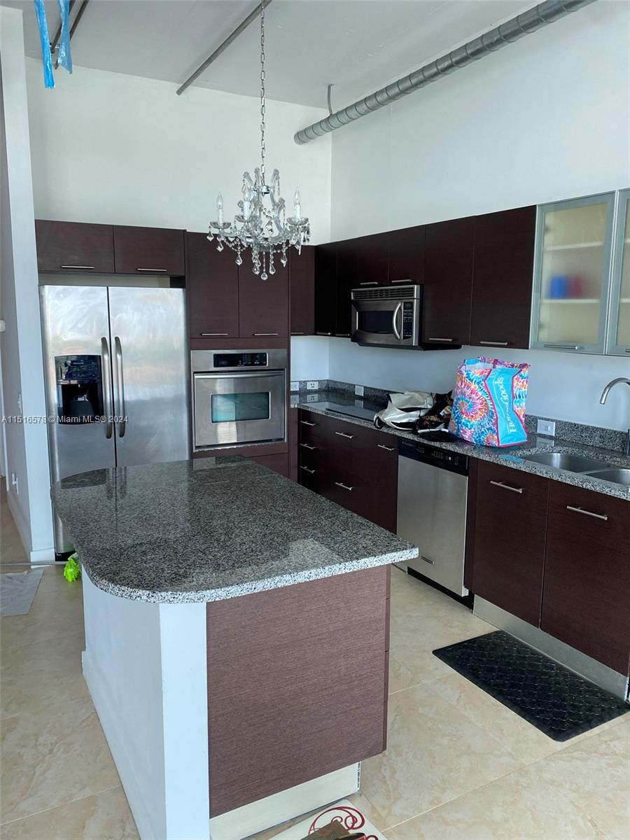 UPTOWN MARINA LOFTS CONDO - Residential