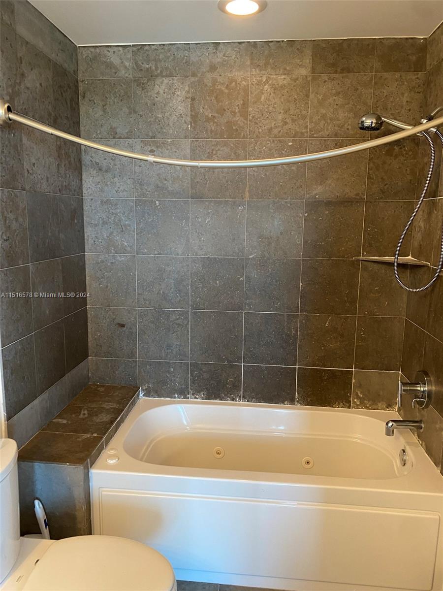 UPTOWN MARINA LOFTS CONDO - Residential