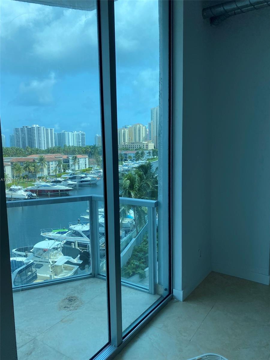 UPTOWN MARINA LOFTS CONDO - Residential