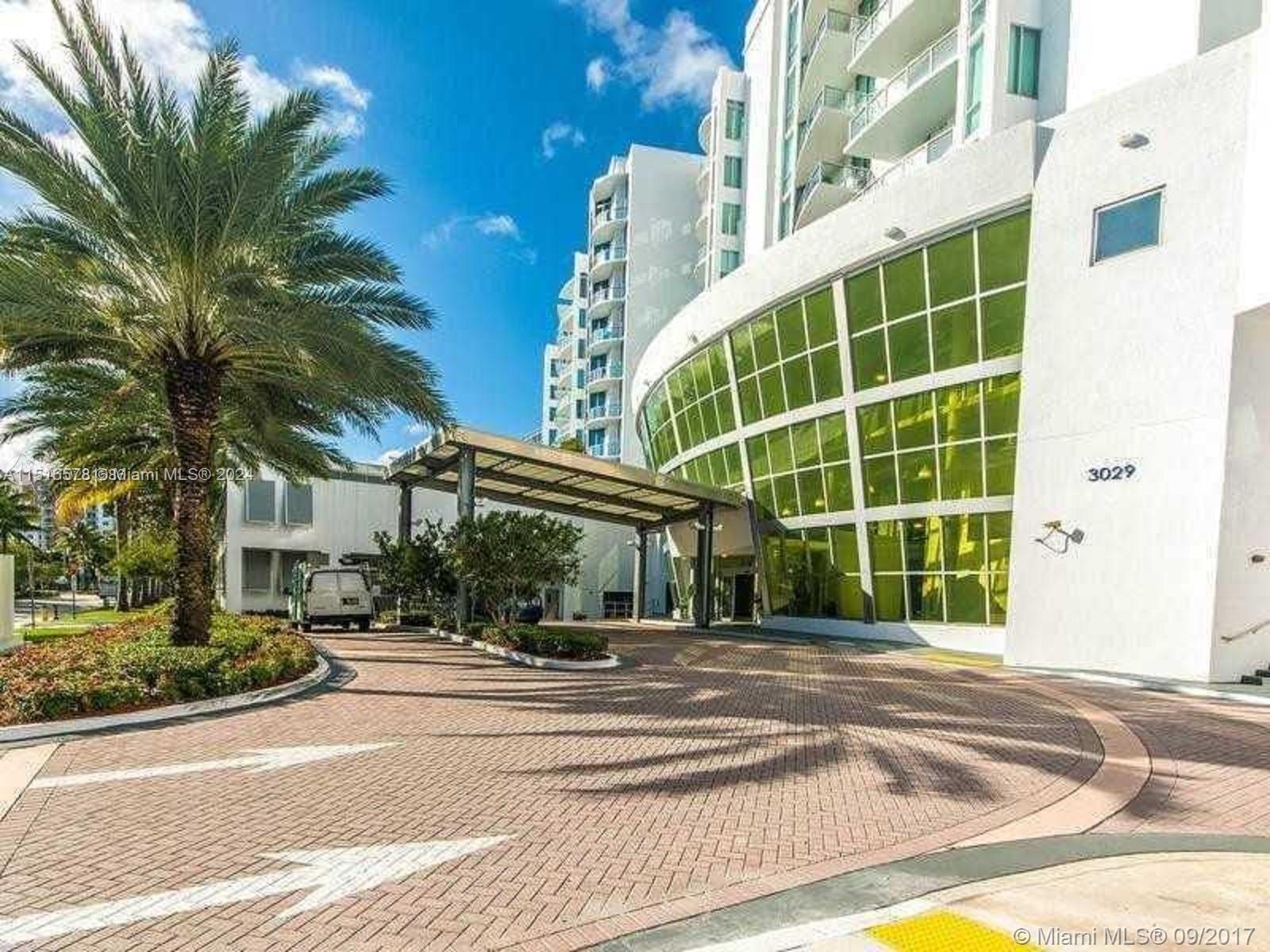 UPTOWN MARINA LOFTS CONDO - Residential