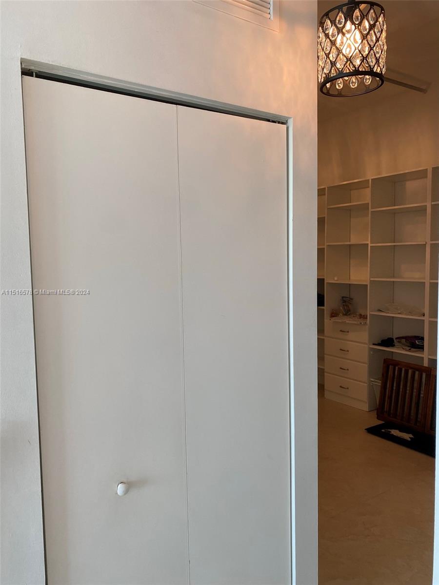 UPTOWN MARINA LOFTS CONDO - Residential