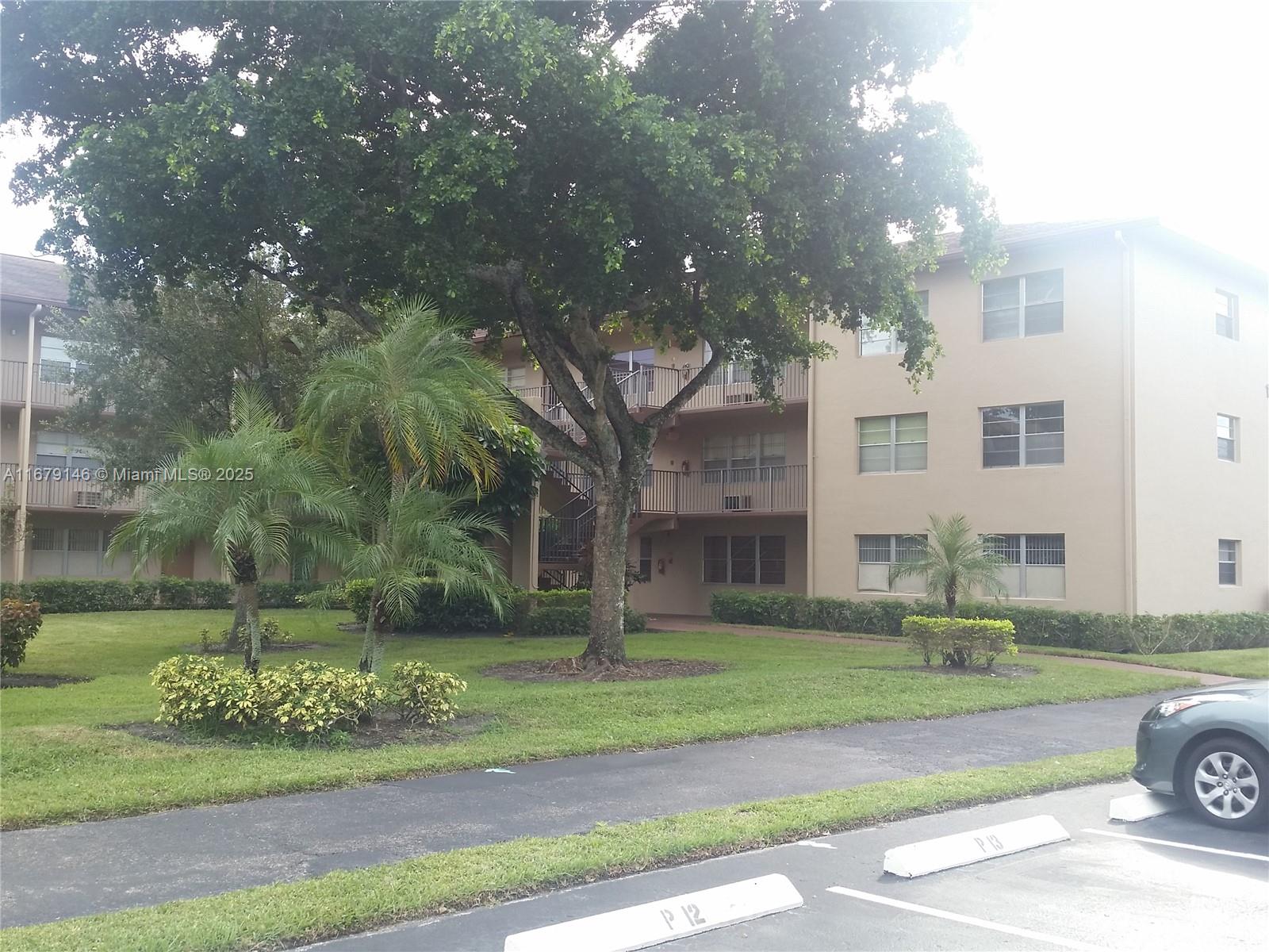 GREAT INVESTMENT !!....SPACIOUS 1 BEDROOM AND 1.5 BATHS.....FIRST FLOOR APARTMENT WITH NEW WOOD FLOORS AND IN VERY WELL-KEPT CONDITIONS.  UNIT IS RENTED FOR $1,700., MAKING IT A GREAT INVESTMENT.....CONVENIENTLY LOCAT ON THE FIRST FLOOR, NO WORRIES IF ELEVATOR GOES OUT OF ORDER AND VERY CLOSE TO THE LAUNDRY ROOM; DESIGNATED PARKING SPOT RIGHT IN FRONT.  ENJOY GARDEN VIEWS AND A GREAT COMPLEX WITH LOTS OF ENTERTAINMENT.  NEW WOOD FLOORING.....GREAT KITCHEN APPLIANCES AND WALL A/C's...24 HOURS ADVANCE FOR SHOWINGS, BUT SATURDAY IS THE BEST DAYS TO SHOW IT.....RENTED 1,700.  GREAT TENANT!..BEST PRICED!