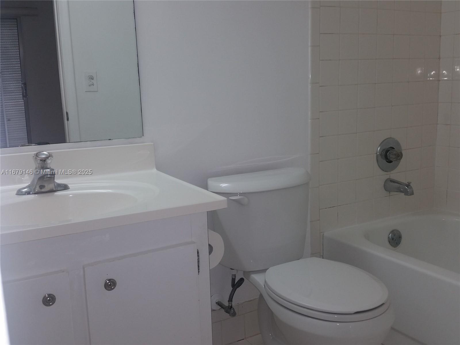 NEW HAMPTON AT CENTURY VI - Residential